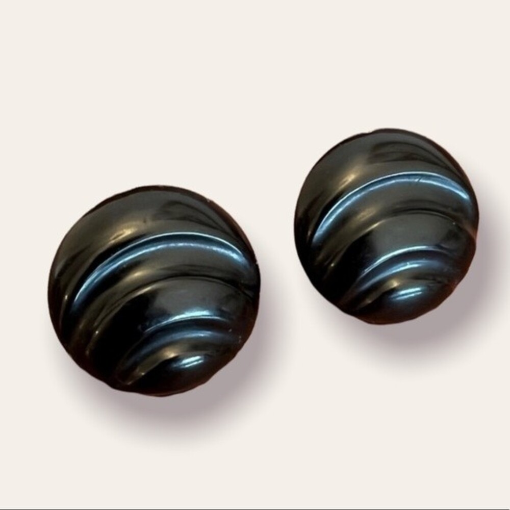 80s Vintage Button Earrings Oversized Black Circle Dot Studs